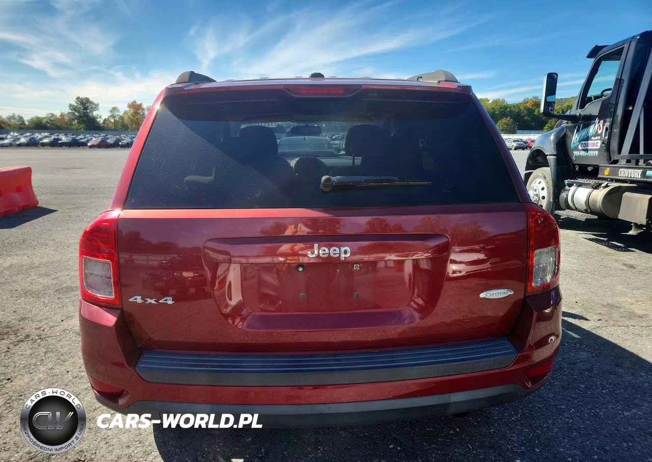 2012 Jeep Compass Latitude VIN:1C4NJDEB0CD604567 - 6