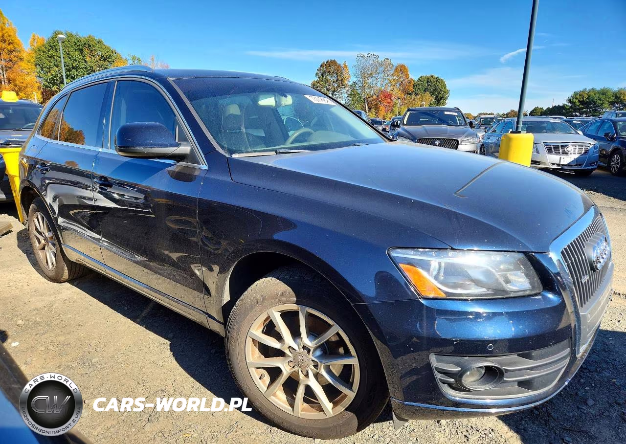 2011 Audi Q5 Premium Plus VIN:WA1LFAFP1BA019279 - 4