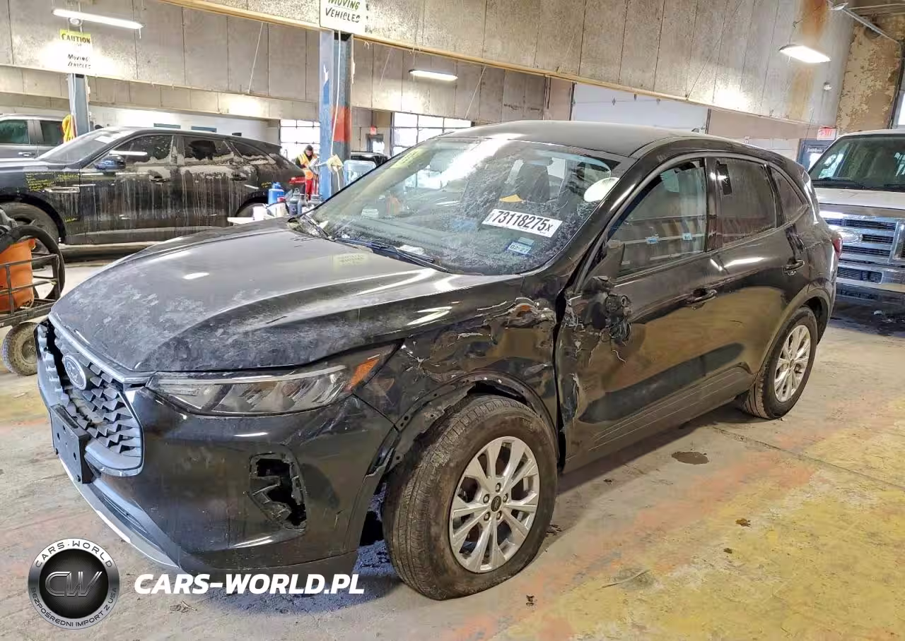 2025 Ford Escape Active