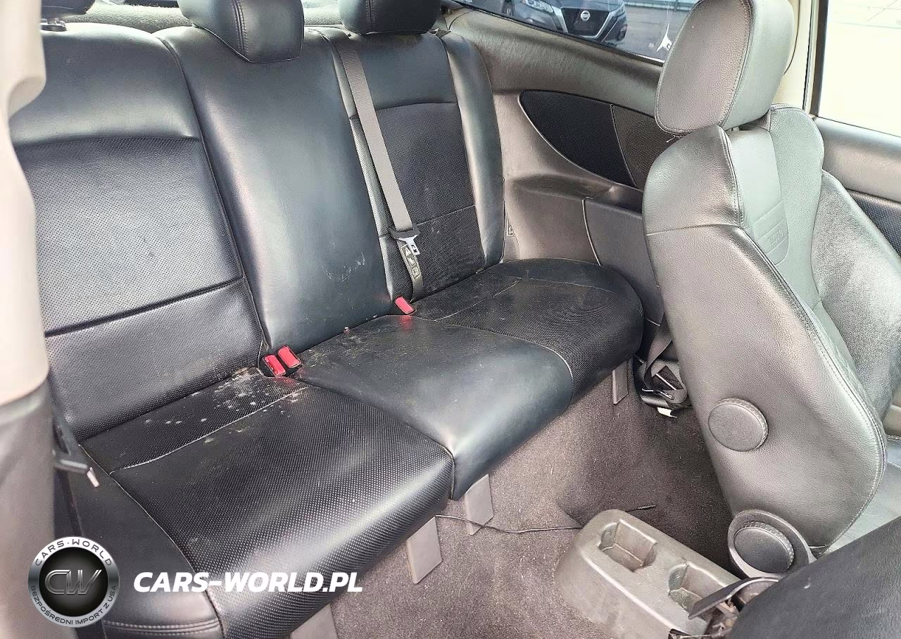 2004 Ford Focus VIN:3FAHP39524R100286 - 10