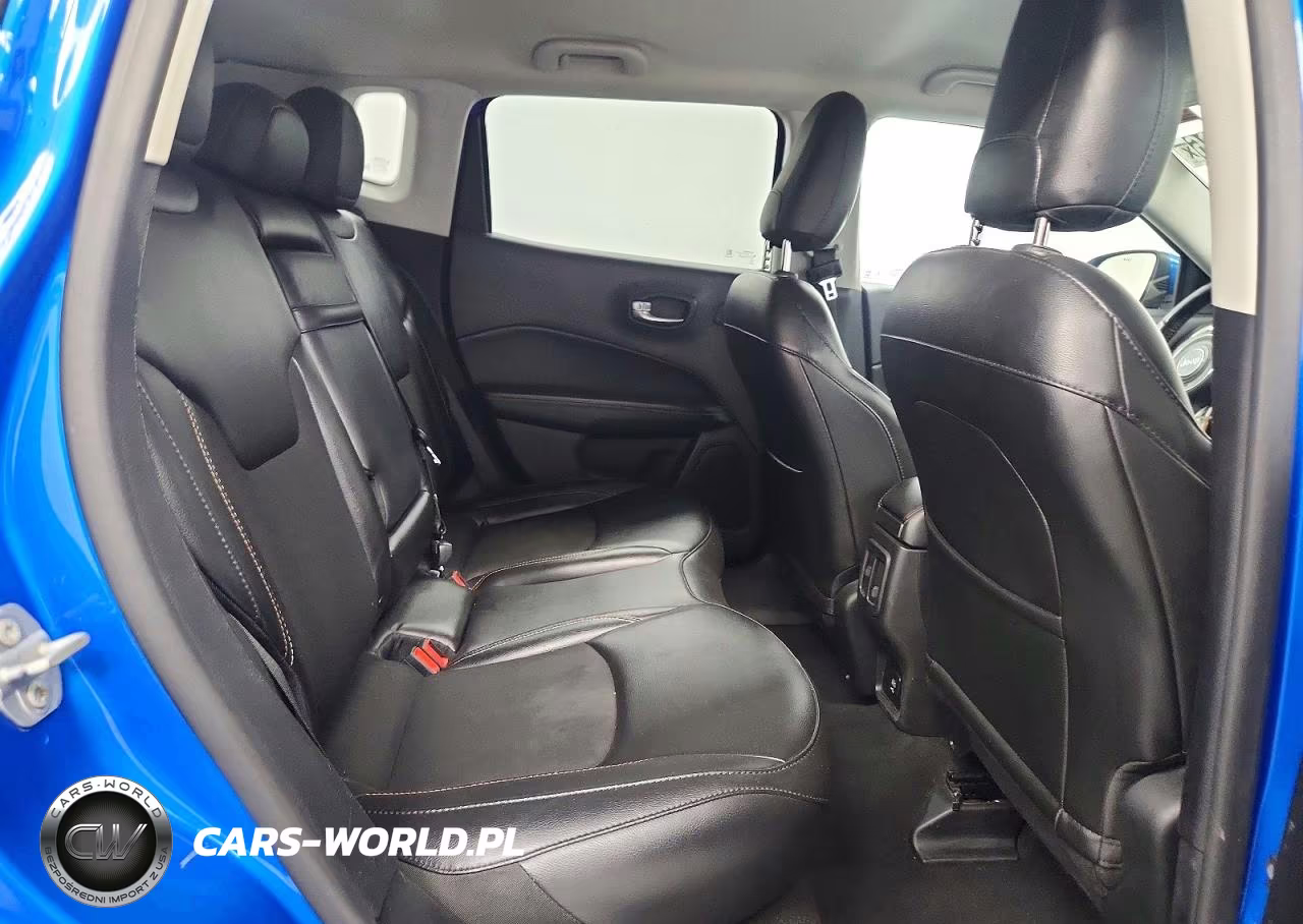 2020 Jeep Compass Latitude VIN:3C4NJDBB3LT156856 - 11