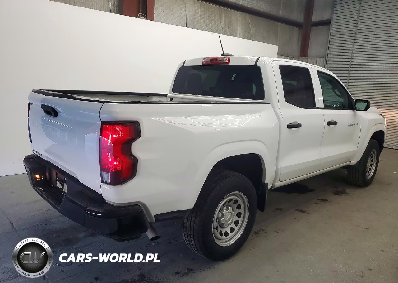 2024 Chevrolet Colorado VIN:1GCGSBEC9R1122824 - 3