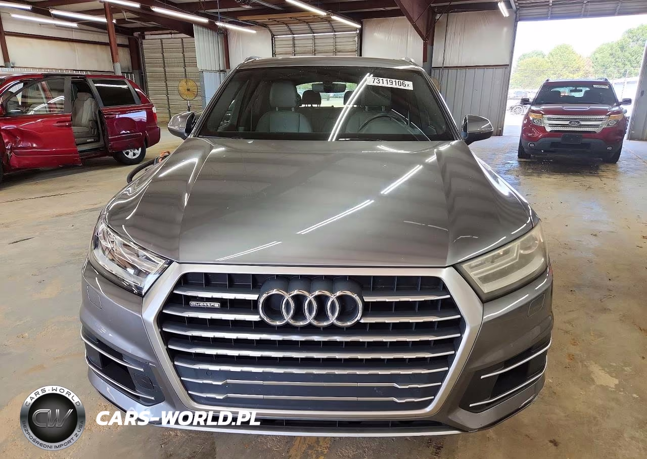 2017 Audi Q7 Premium Plus VIN:WA1LAAF79HD041844 - 5