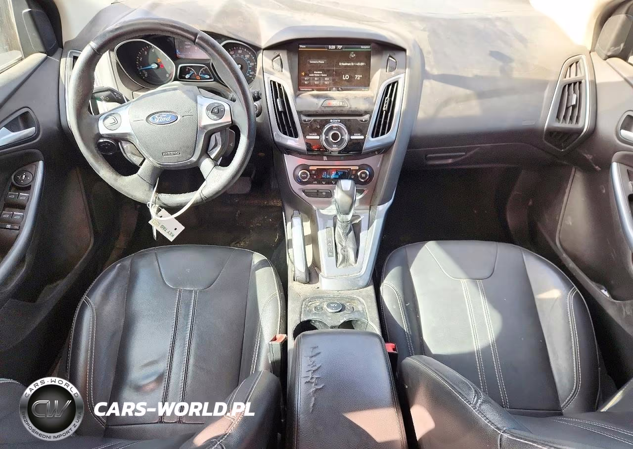 2013 Ford Focus Titanium VIN:1FADP3N23DL270715 - 8