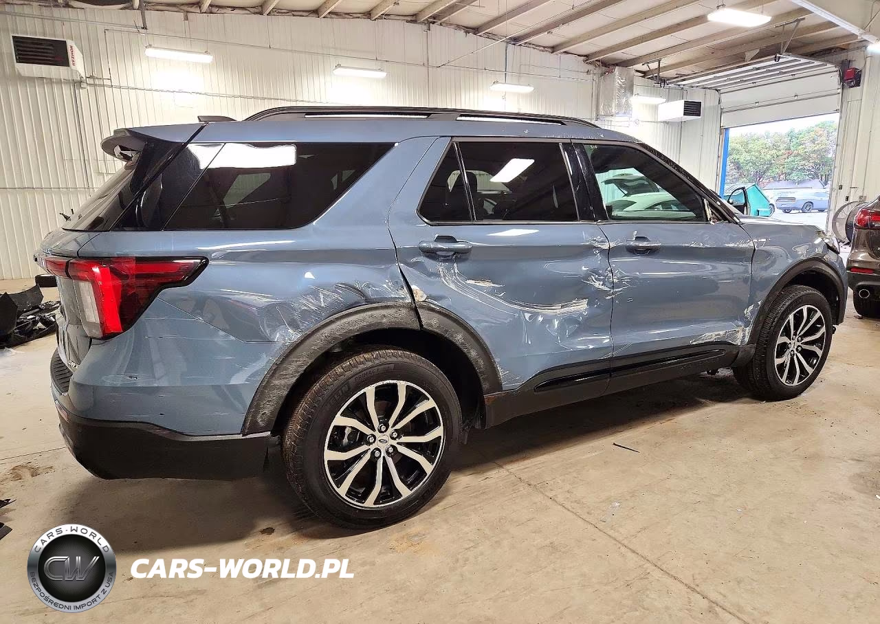 2026 Ford Explorer St-Line VIN:1FMUK8KHXTGB38004 - 3