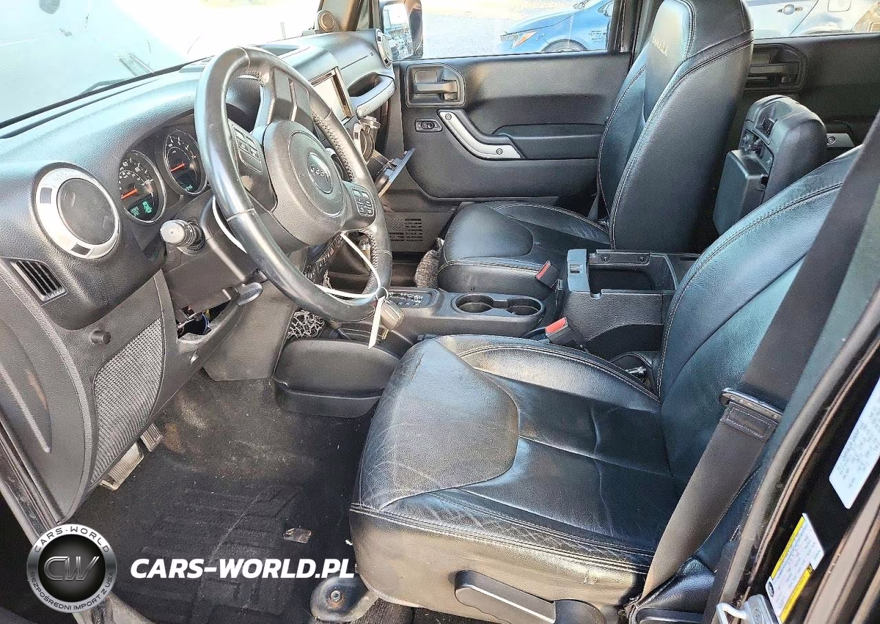2013 Jeep Wrangler Unlimited Sahara VIN:1C4BJWEG8DL666266 - 7