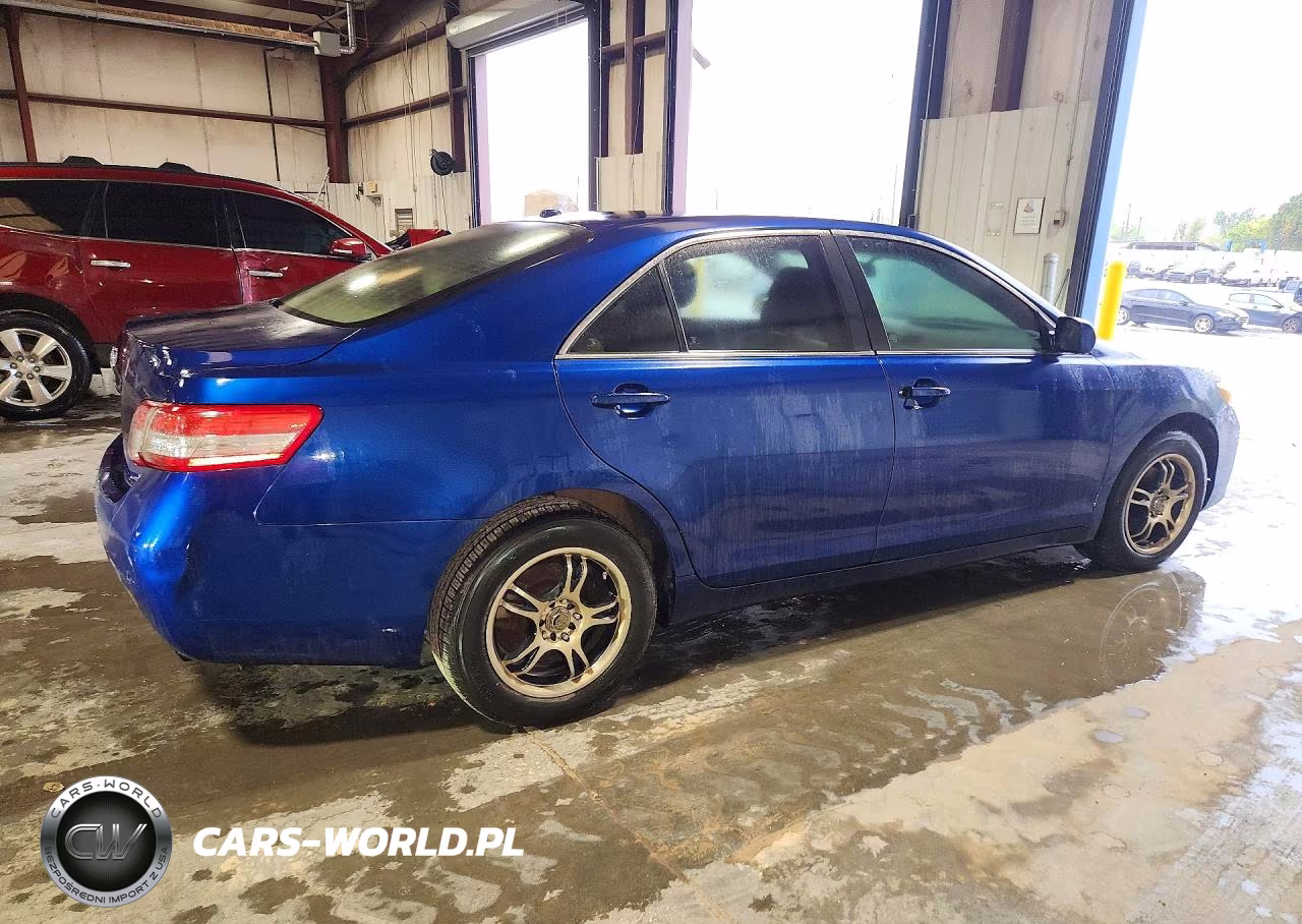 2011 Toyota Camry Le VIN:4T1BF3EK1BU765034 - 3