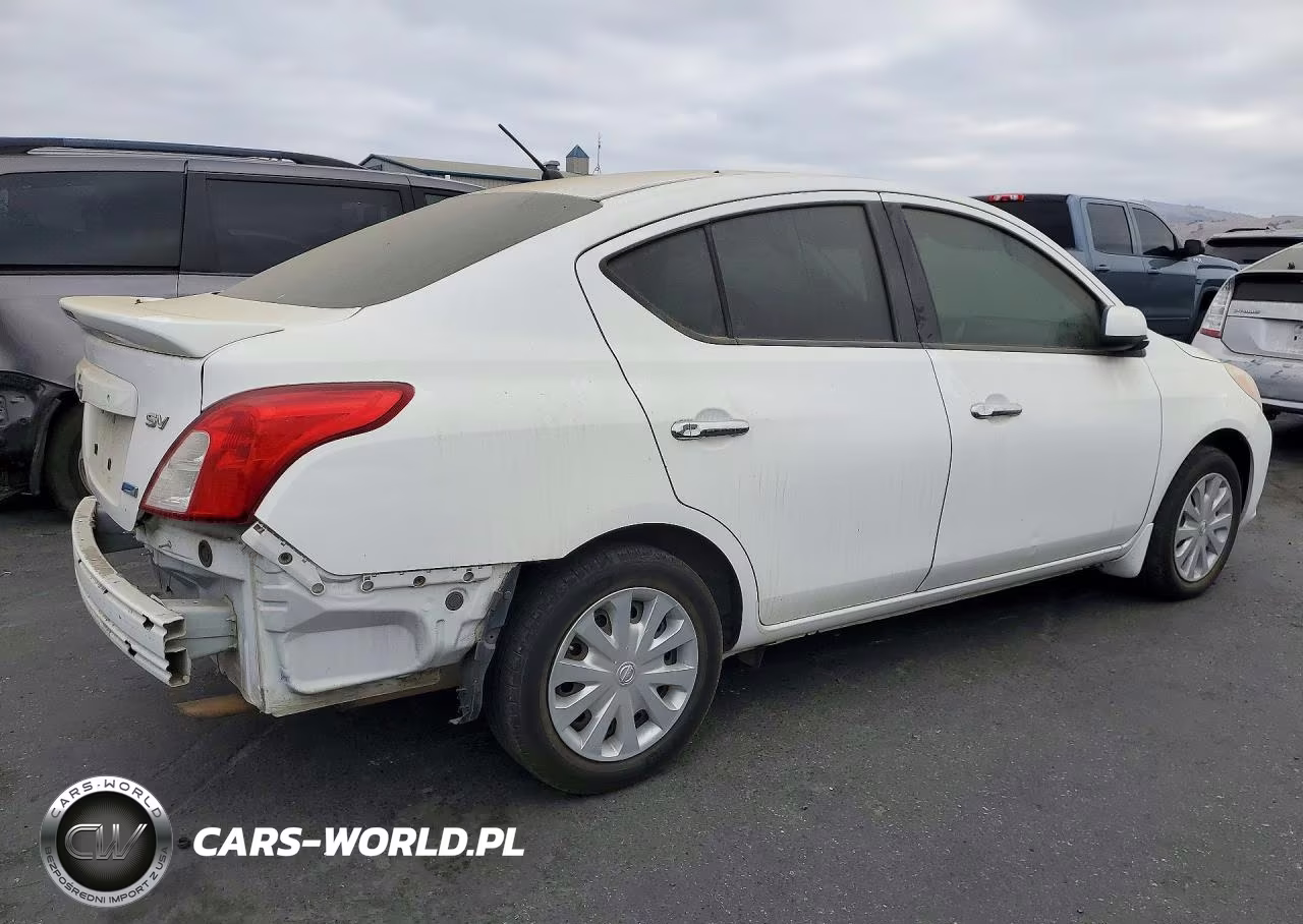 2013 Nissan Versa 1.6 S VIN:3N1CN7AP3DL884966 - 3
