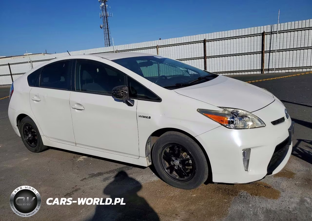 2012 Toyota Prius Three VIN:JTDKN3DU3C5518443 - 4