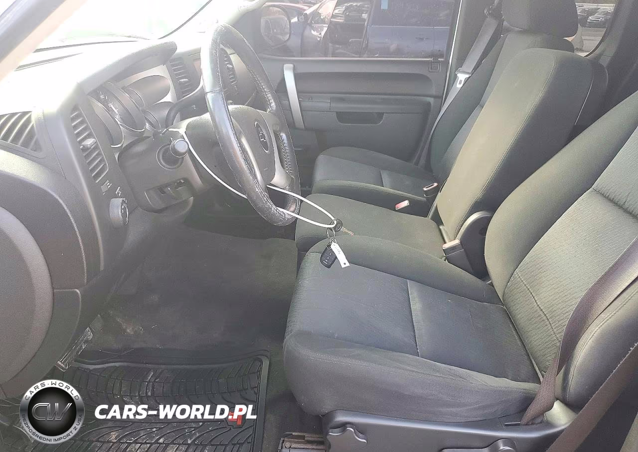 2010 Chevrolet C-K 1500 S VIN:1GCSKSE3XAZ161275 - 7