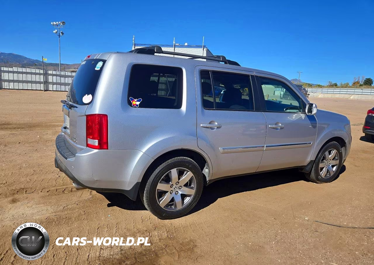 2015 Honda Pilot Touring VIN:5FNYF4H92FB036228 - 3