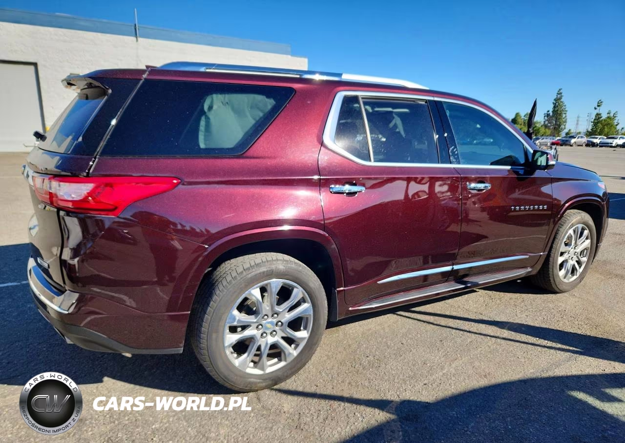 2018 Chevrolet Traverse Premier VIN:1GNERKKW0JJ246378 - 3