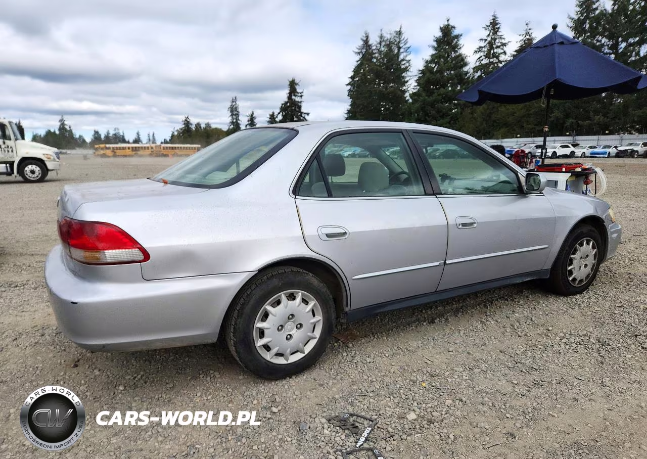 2001 Honda Accord Lx VIN:JHMCG564X1C029083 - 3