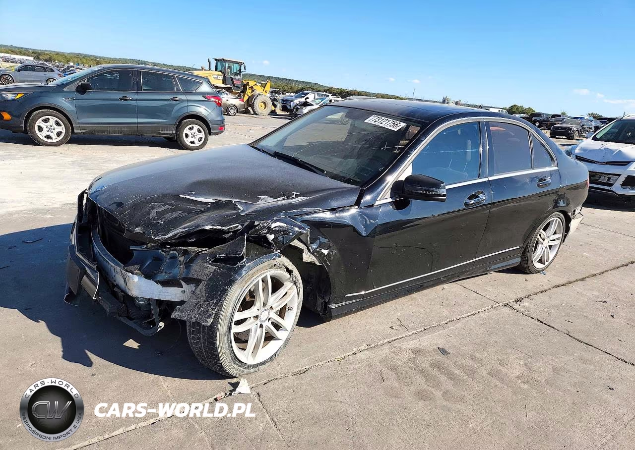 2014 Mercedes-Benz C 250