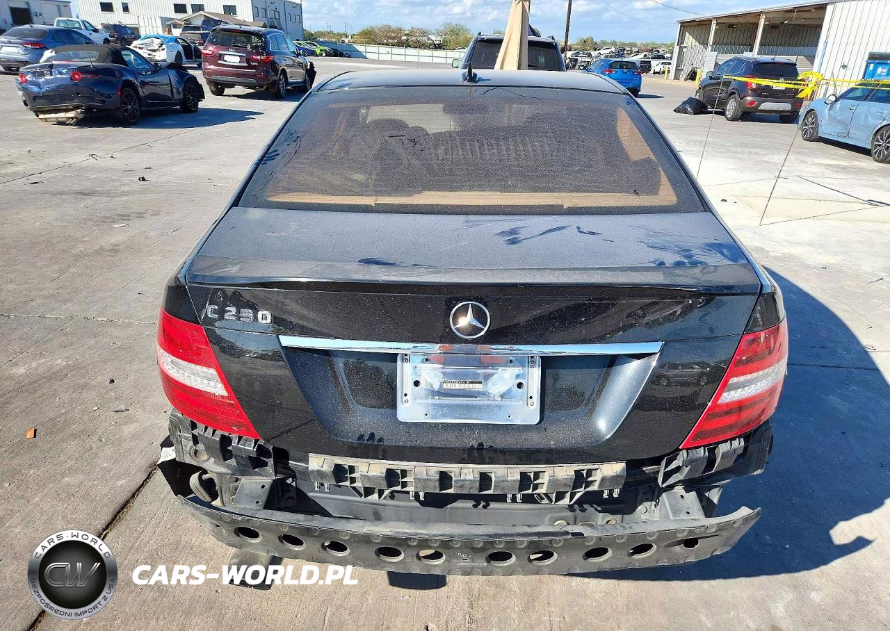 2014 Mercedes-Benz C 250 VIN:WDDGF4HB8EA956134 - 6