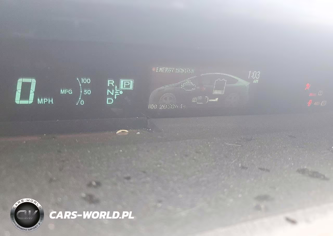 2015 Toyota Prius Two VIN:JTDKN3DU2F1915394 - 9