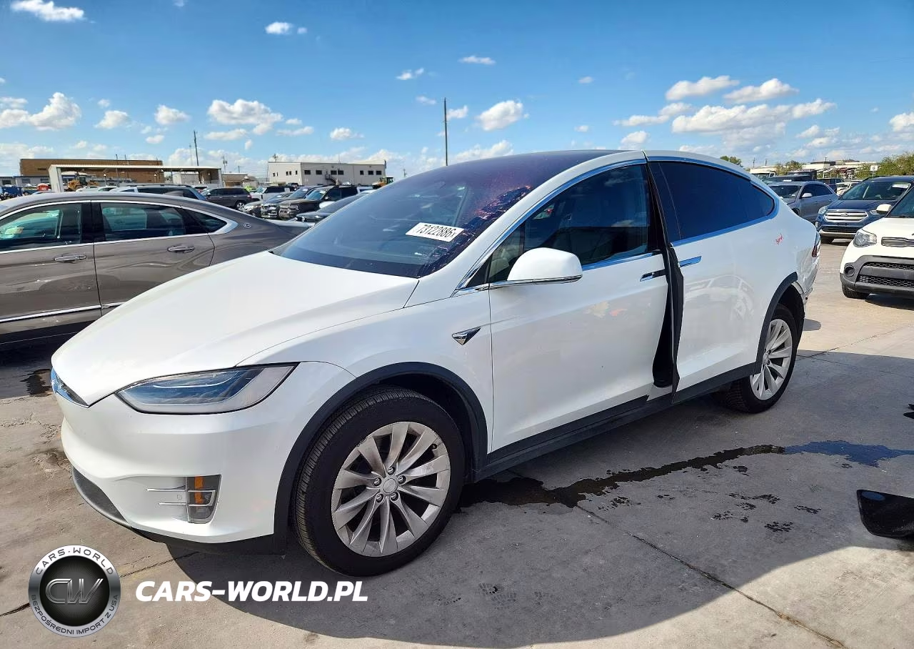 2018 Tesla Model X VIN:5YJXCDE24JF101018 - 1