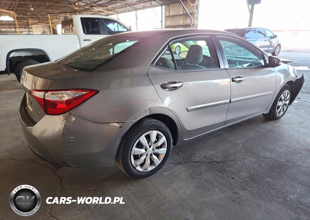 2014 Toyota Corolla Le VIN:5YFBURHE4EP170070 - 3