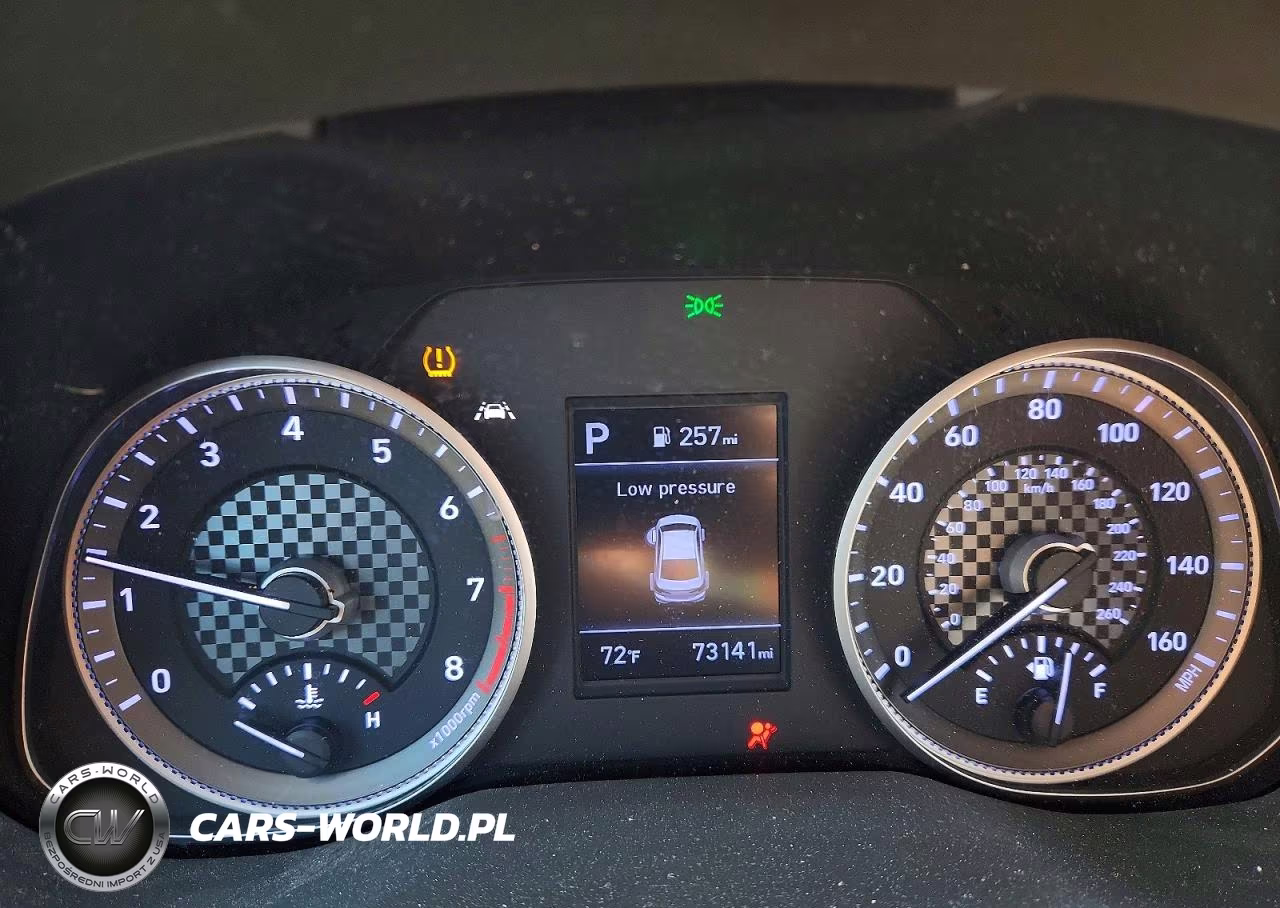 2020 Hyundai Elantra Sel VIN:5NPD84LF1LH545505 - 9