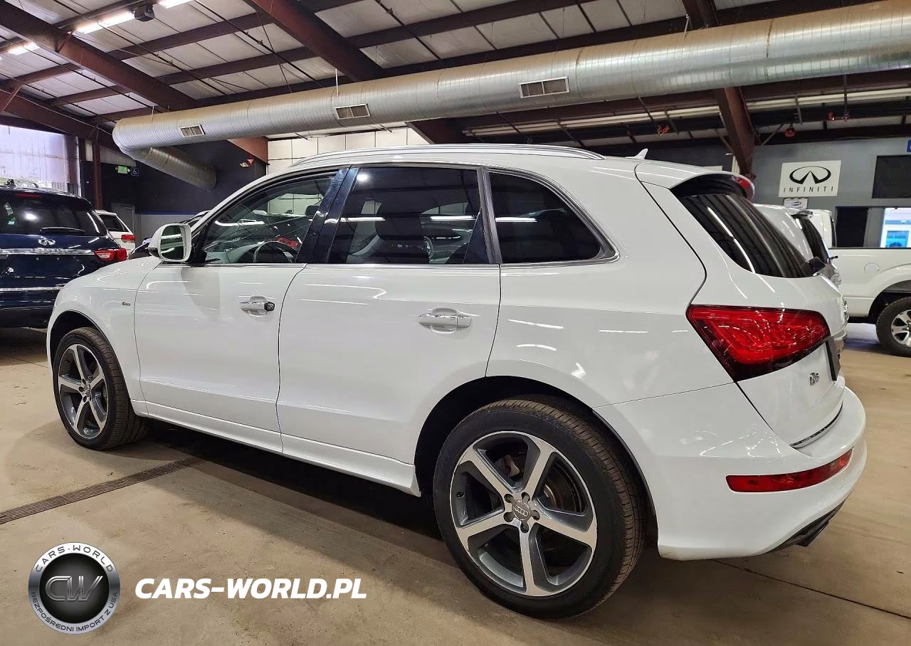 2015 Audi Q5 Premium Plus VIN:WA1DGAFP9FA091158 - 2