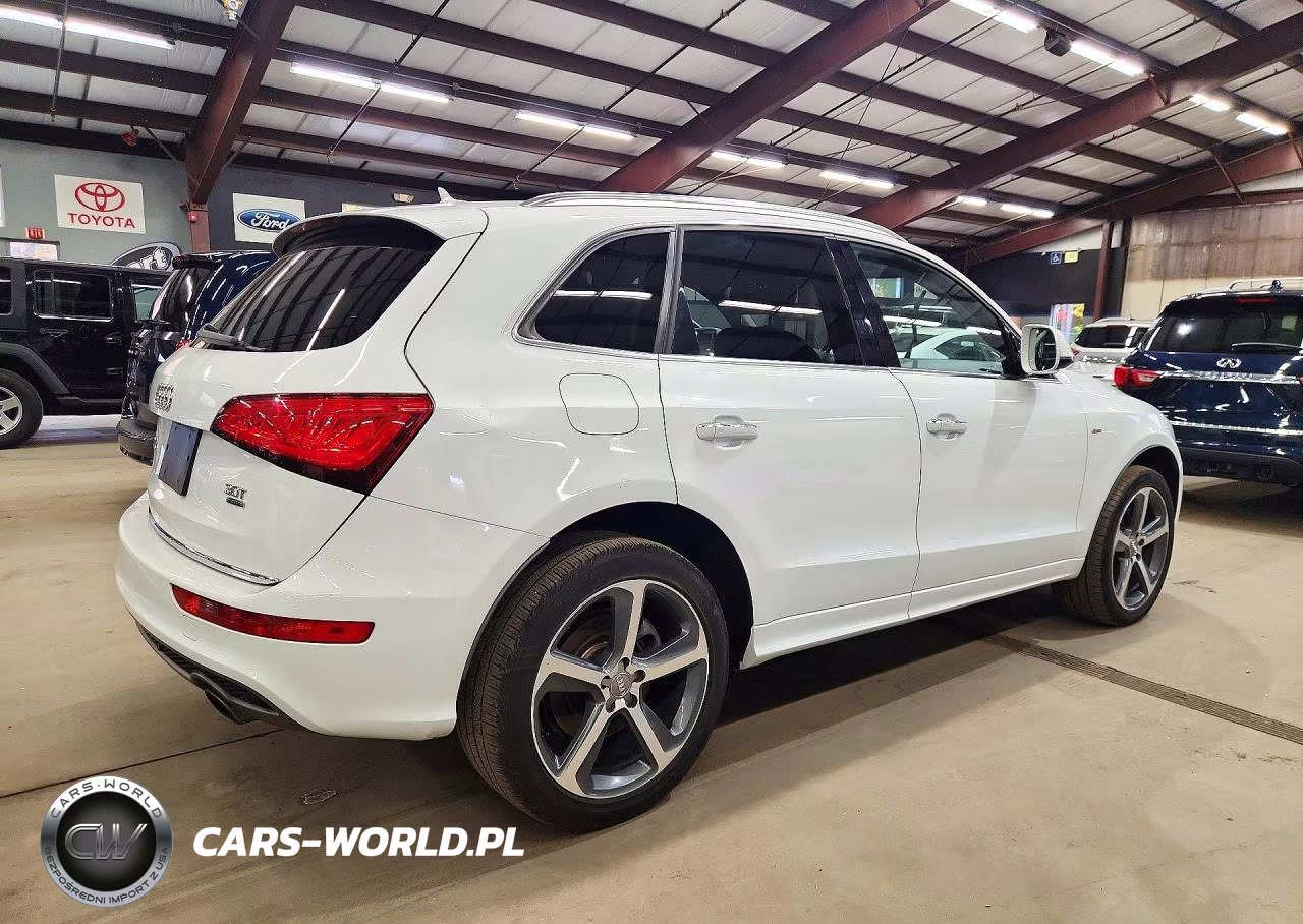 2015 Audi Q5 Premium Plus VIN:WA1DGAFP9FA091158 - 3