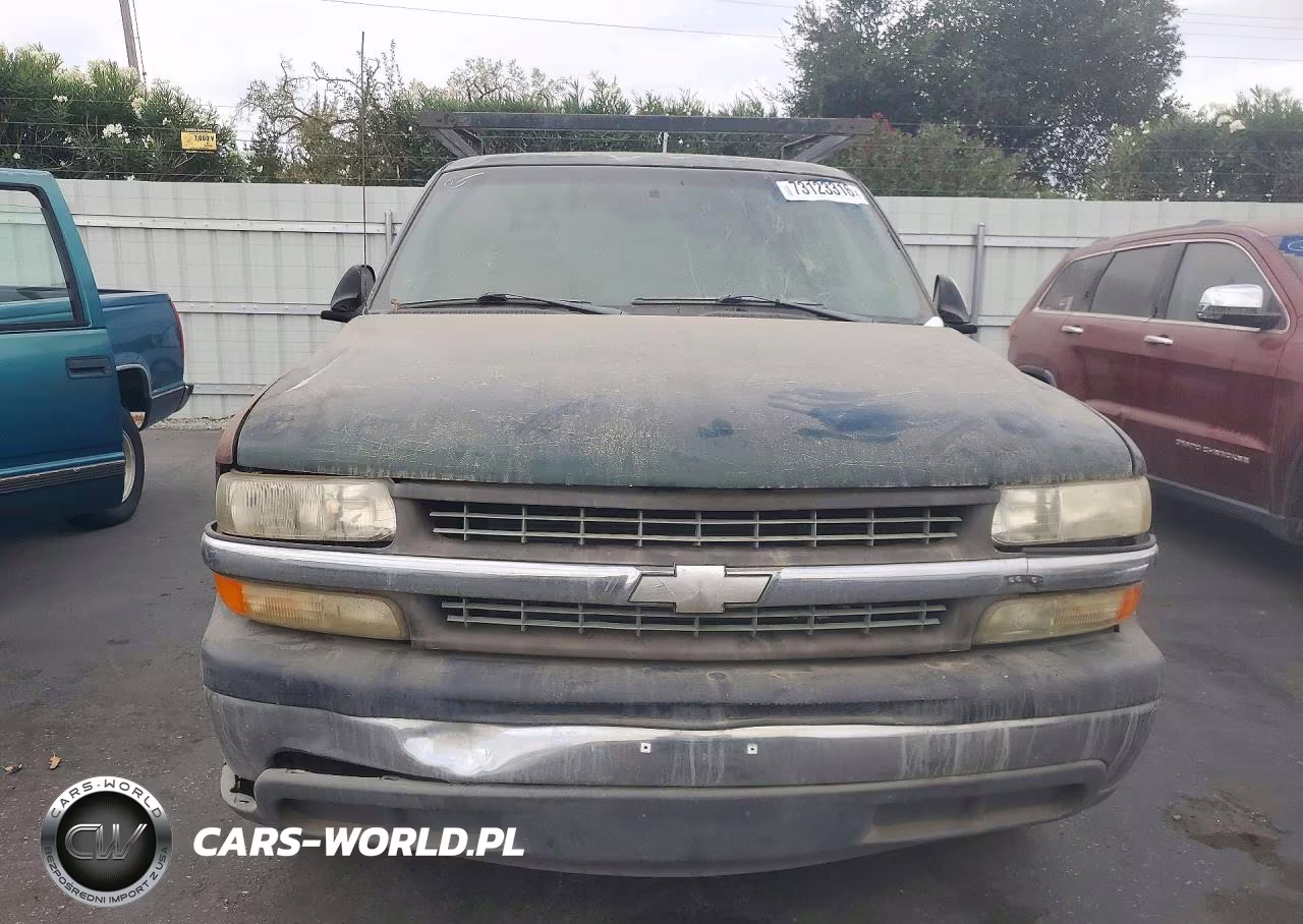 2002 Chevrolet Silverado C1500 VIN:2GCEC19V521223630 - 5