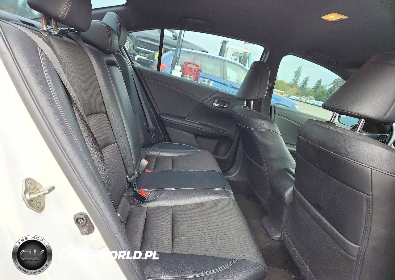 2017 Honda Accord Sport VIN:1HGCR2F5XHA206547 - 10