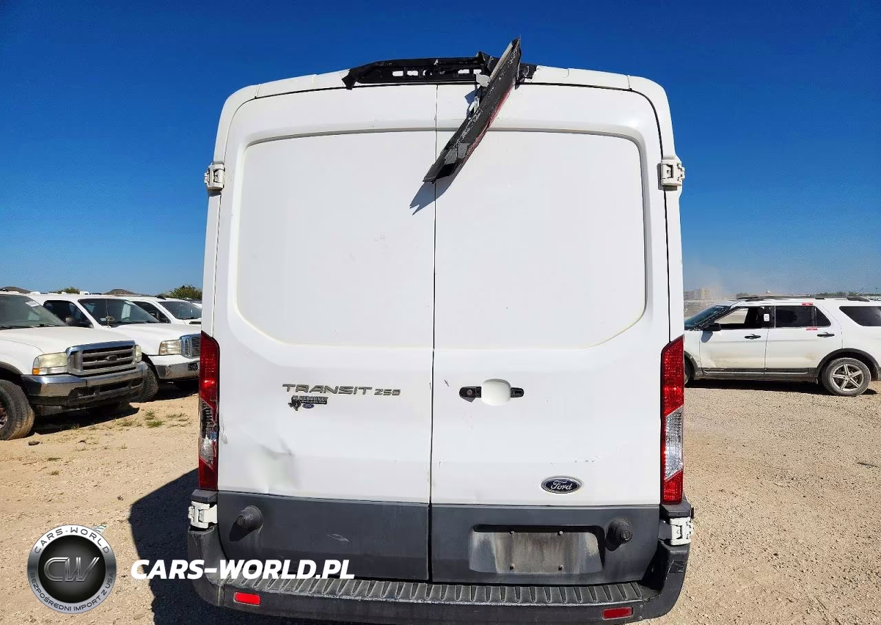 2018 Ford Transit 250 Delivery Van VIN:1FTYR2CM7JKB46128 - 10
