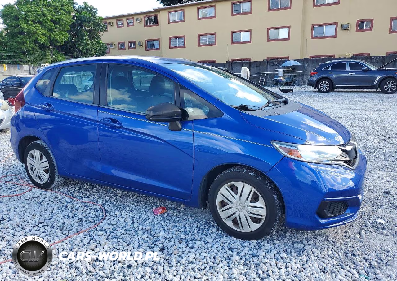 2018 Honda Fit Lx VIN:3HGGK5H56JM704760 - 4