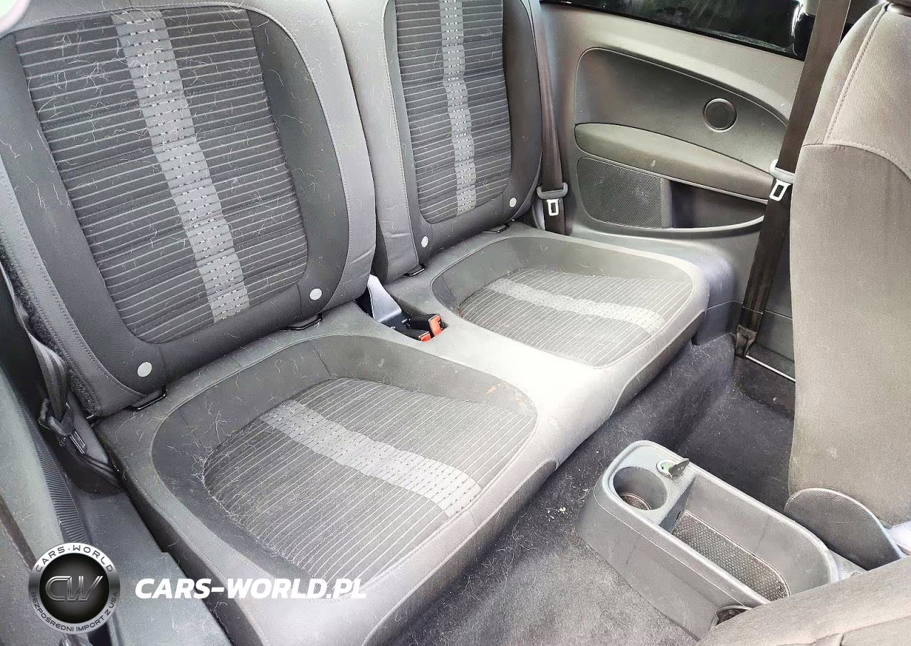 2012 Volkswagen Beetle Turbo VIN:3VW4A7AT8CM645073 - 10
