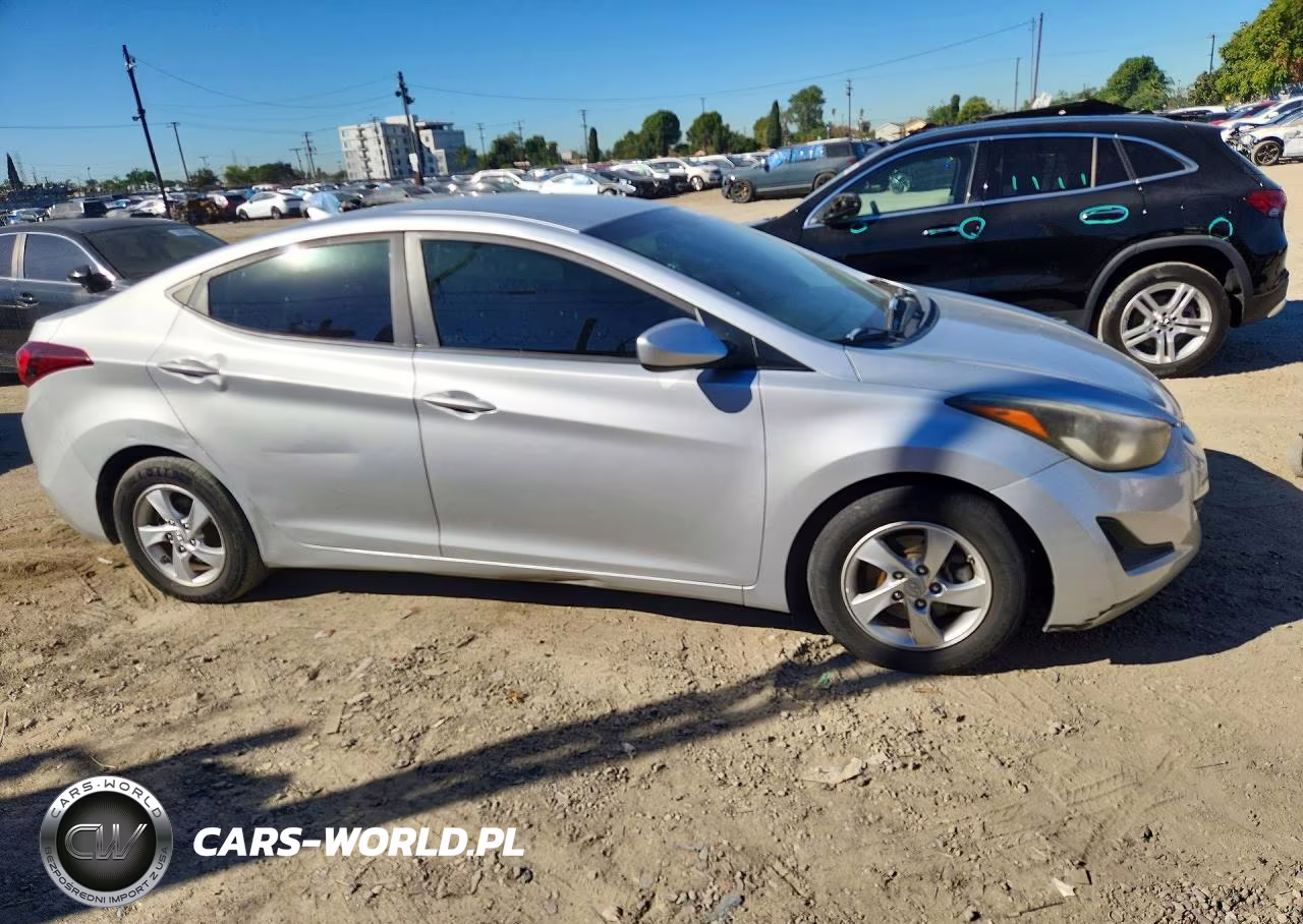 2015 Hyundai Elantra Se VIN:5NPDH4AEXFH566495 - 4