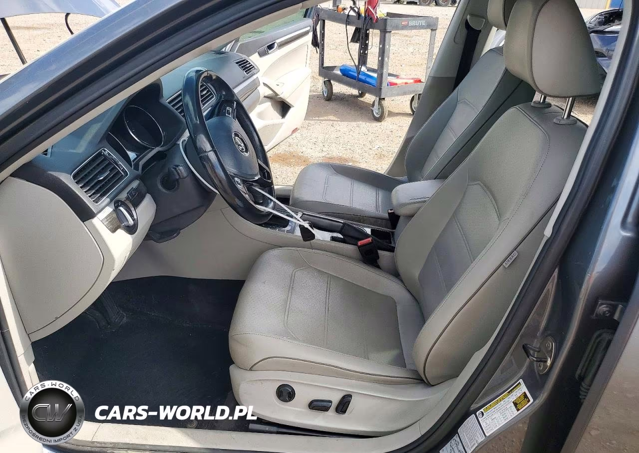 2016 Volkswagen Passat Se VIN:1VWBT7A39GC068160 - 7