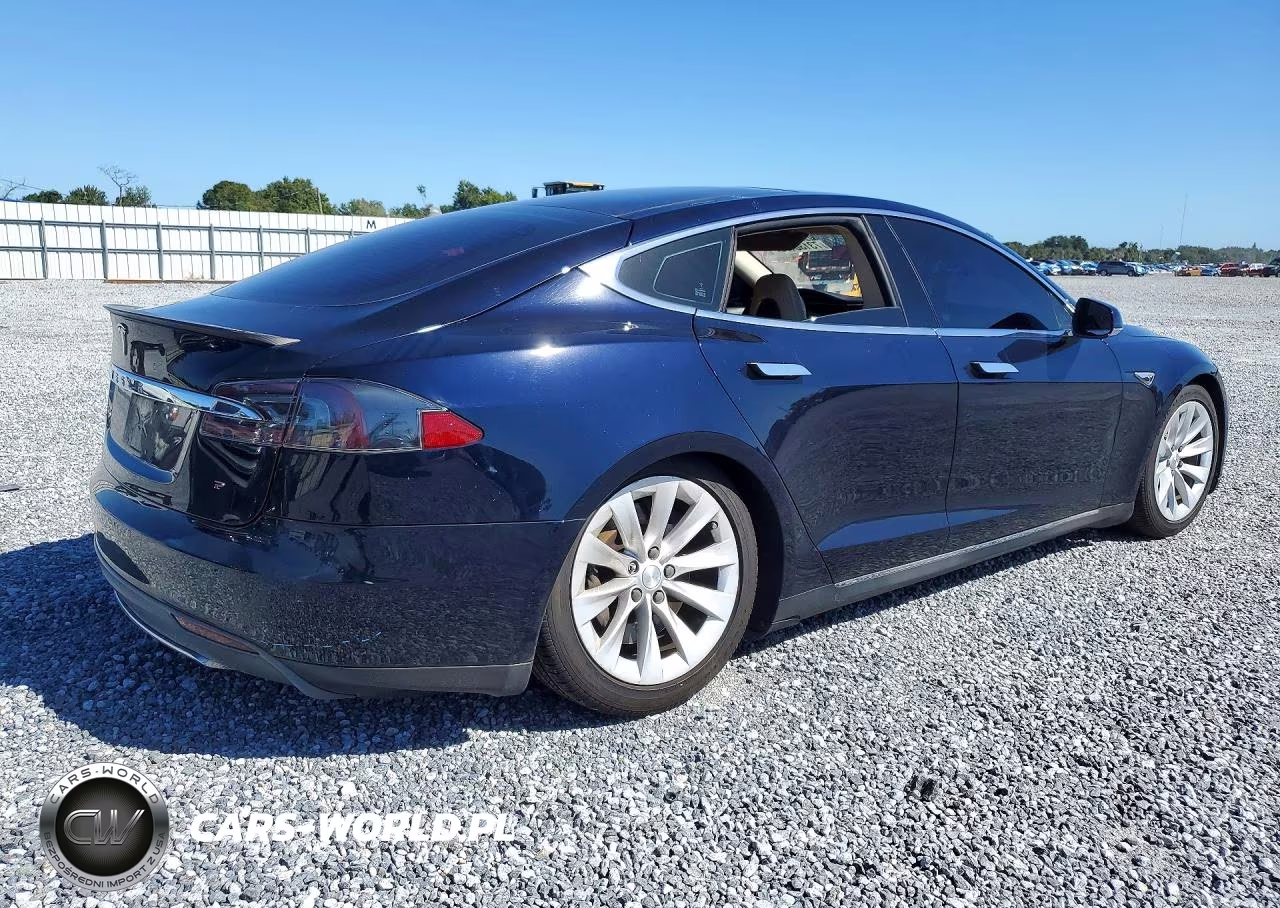 2013 Tesla Model S VIN:5YJSA1DP2DFP17042 - 3