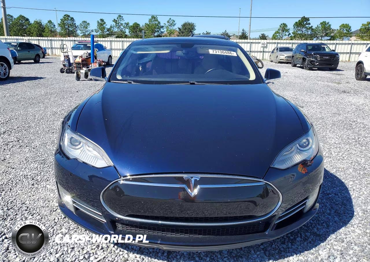2013 Tesla Model S VIN:5YJSA1DP2DFP17042 - 5