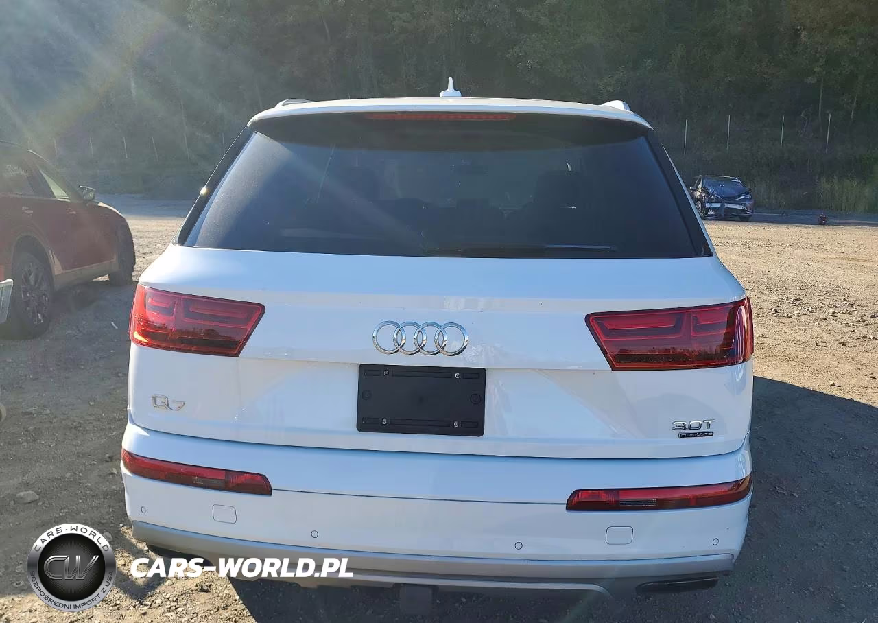 2018 Audi Q7 Premium Plus VIN:WA1LAAF78JD045051 - 6