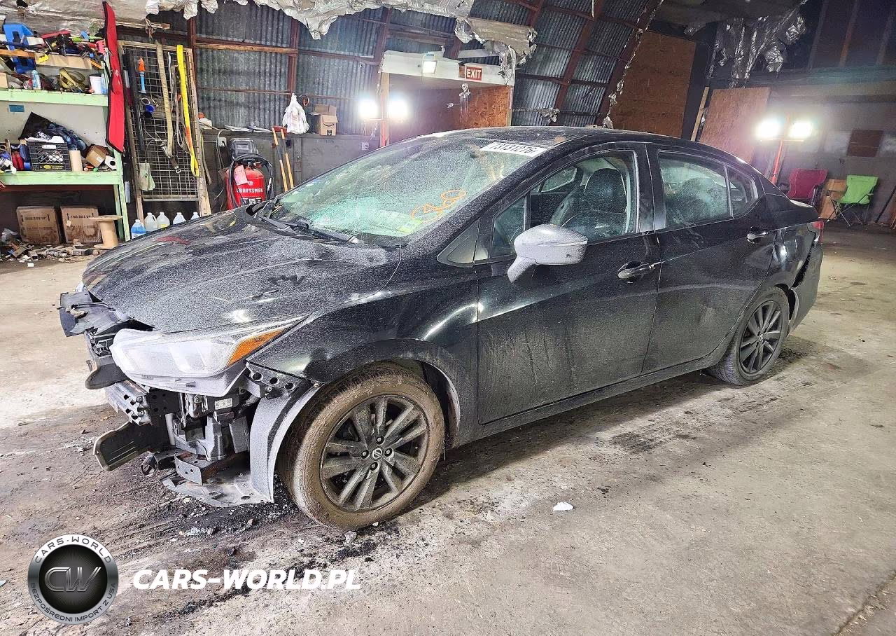 2020 Nissan Versa Sv