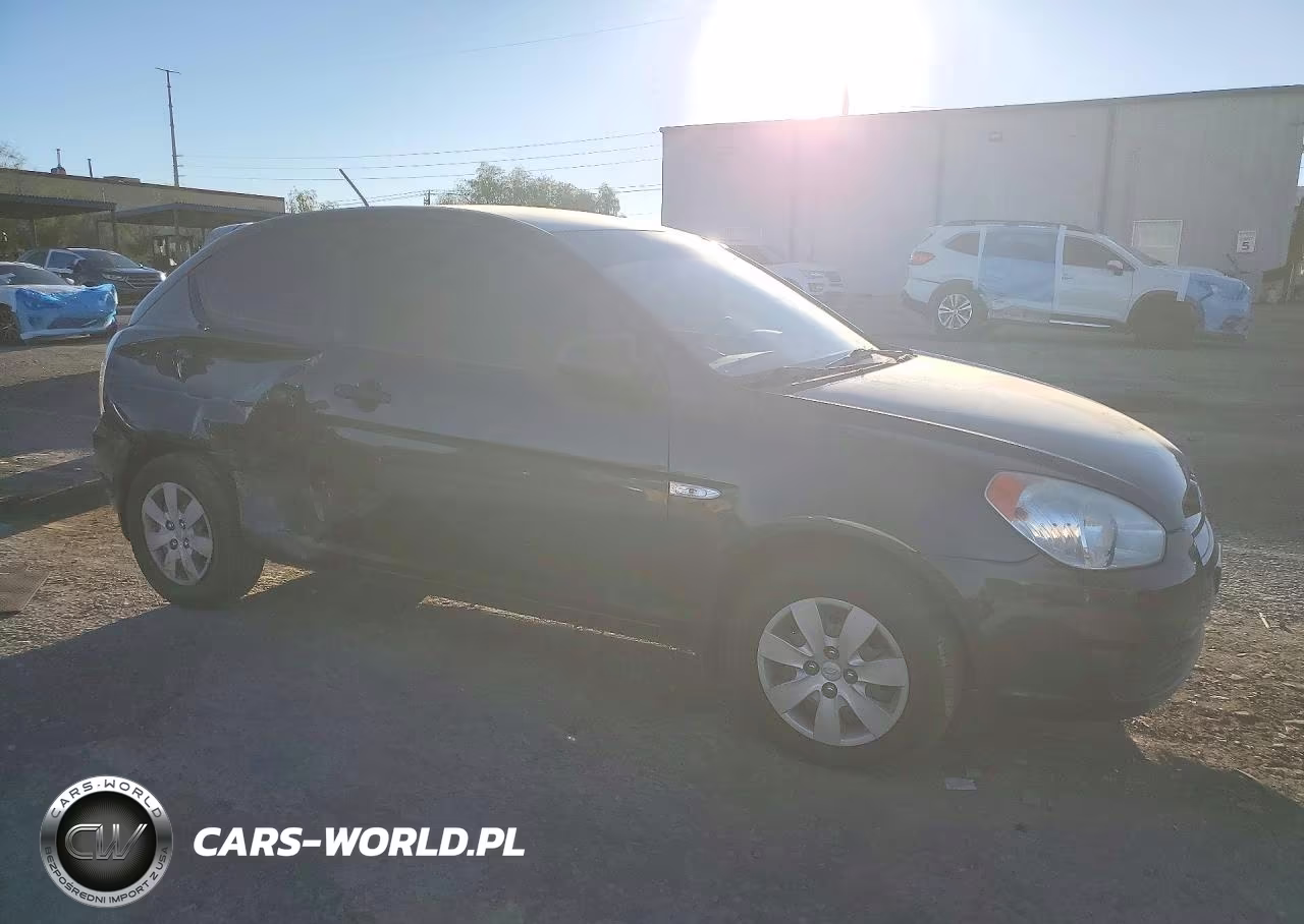 2009 Hyundai Accent Gs VIN:KMHCM36C19U109539 - 4