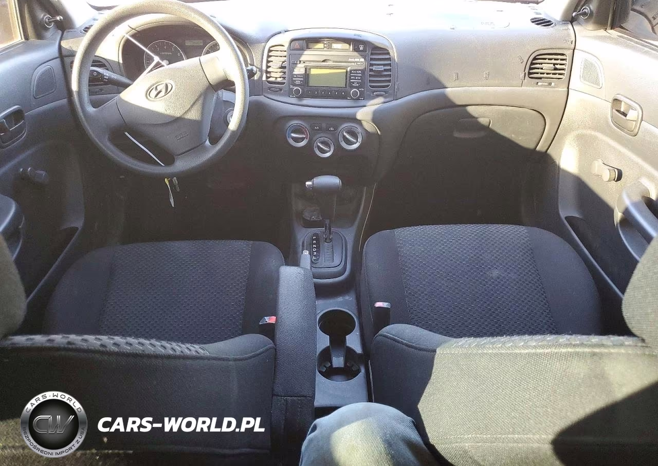 2009 Hyundai Accent Gs VIN:KMHCM36C19U109539 - 8