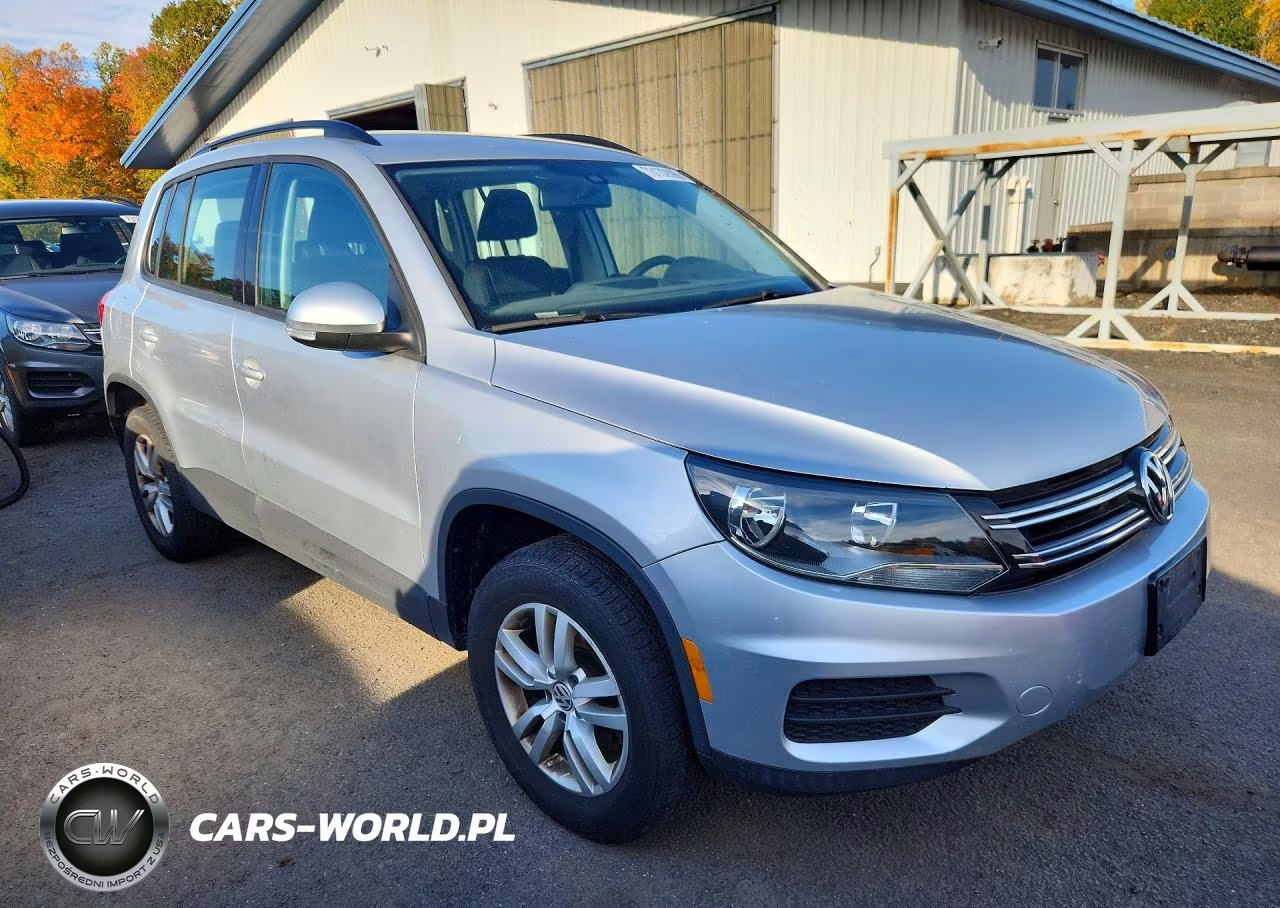 2017 Volkswagen Tiguan S VIN:WVGBV7AX0HW507175 - 4