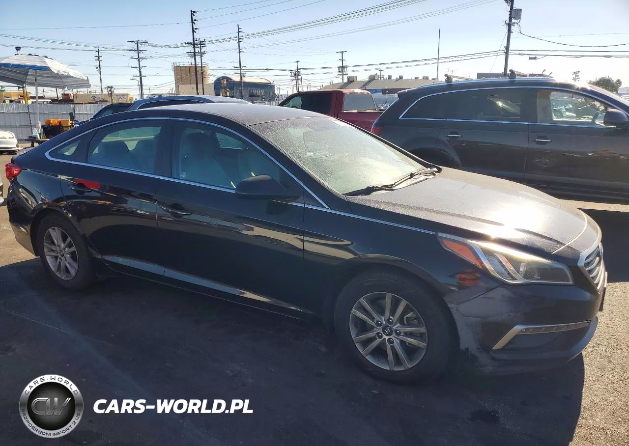 2015 Hyundai Sonata Se VIN:5NPE24AF9FH018809 - 4