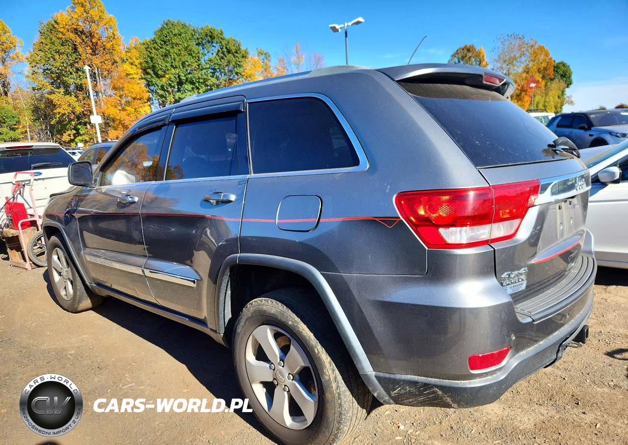 2013 Jeep Grand Cherokee Laredo VIN:1C4RJFAG7DC502687 - 2