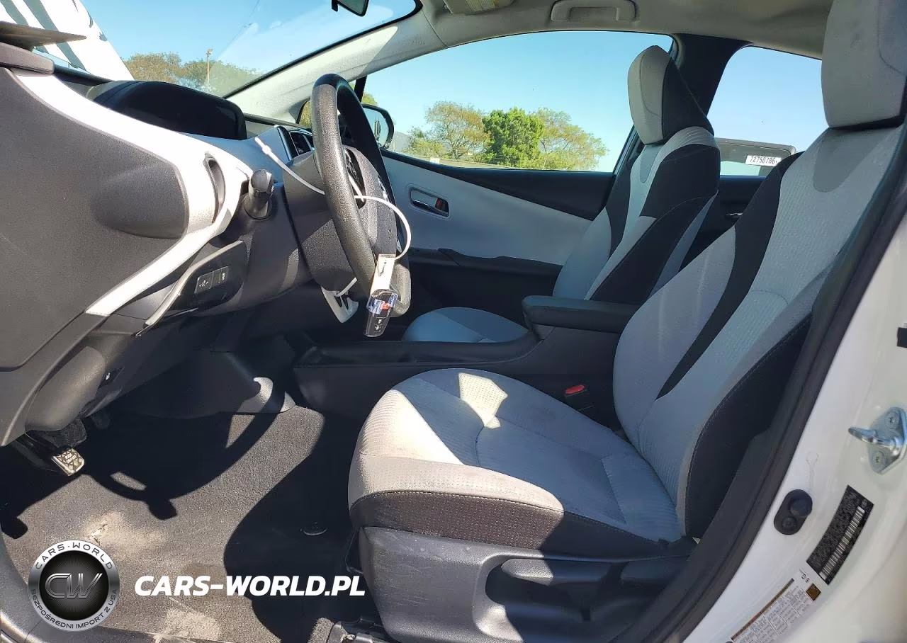 2016 Toyota Prius Two Eco VIN:JTDKARFU3G3019042 - 7