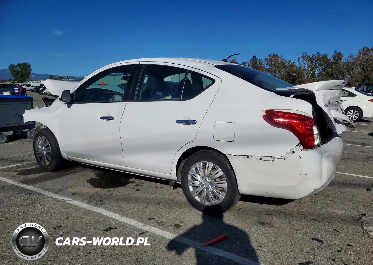 2013 Nissan Versa 1.6 S VIN:3N1CN7AP1DL889163 - 2