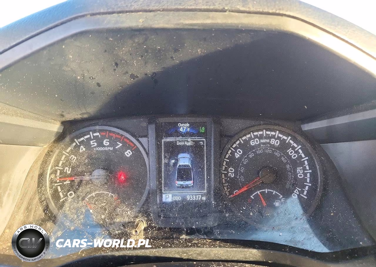 2022 Toyota Tacoma Sr VIN:3TYRX5GN4NT060972 - 9