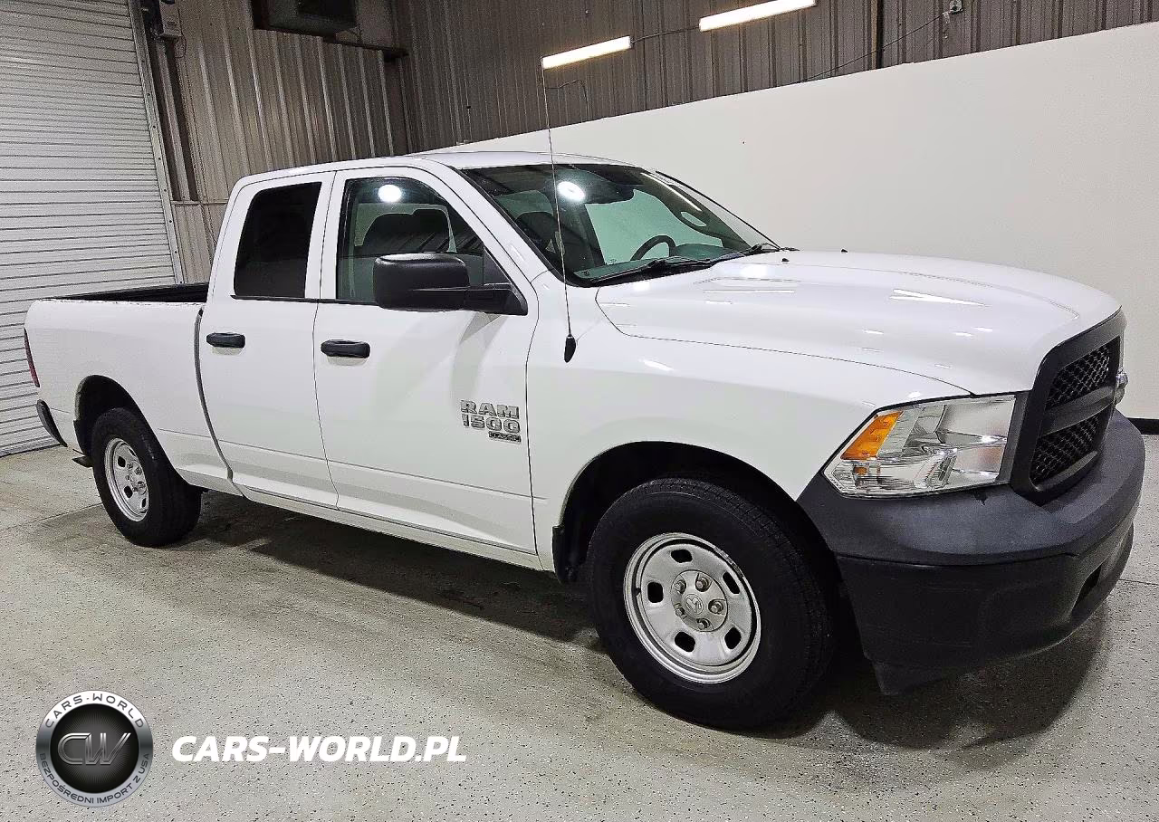 2020 Ram 1500 Classic Tradesman VIN:1C6RR6FG4LS158426 - 4