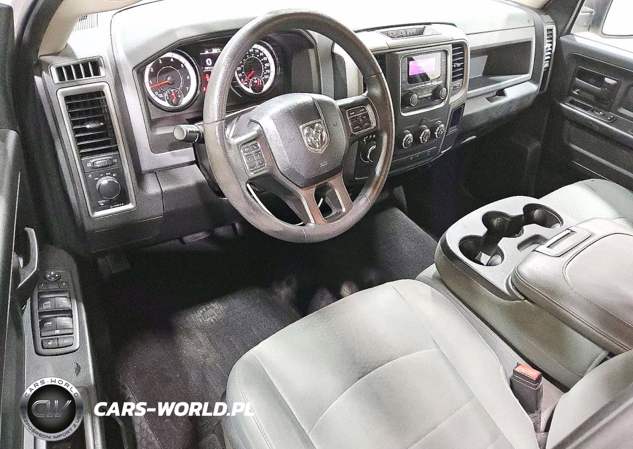 2020 Ram 1500 Classic Tradesman VIN:1C6RR6FG4LS158426 - 8