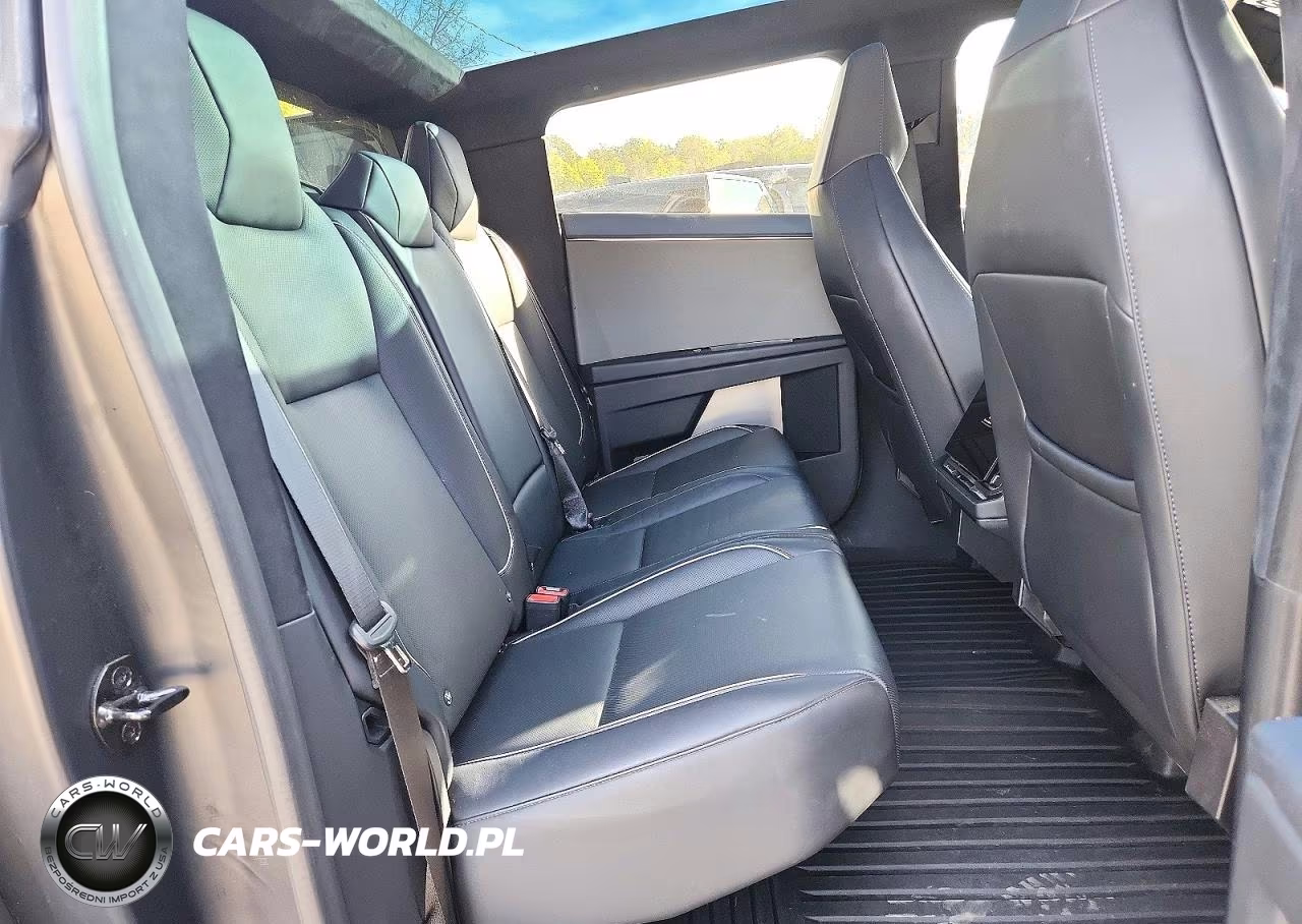 2024 Tesla Cybertruck VIN:7G2CEHED3RA041272 - 10