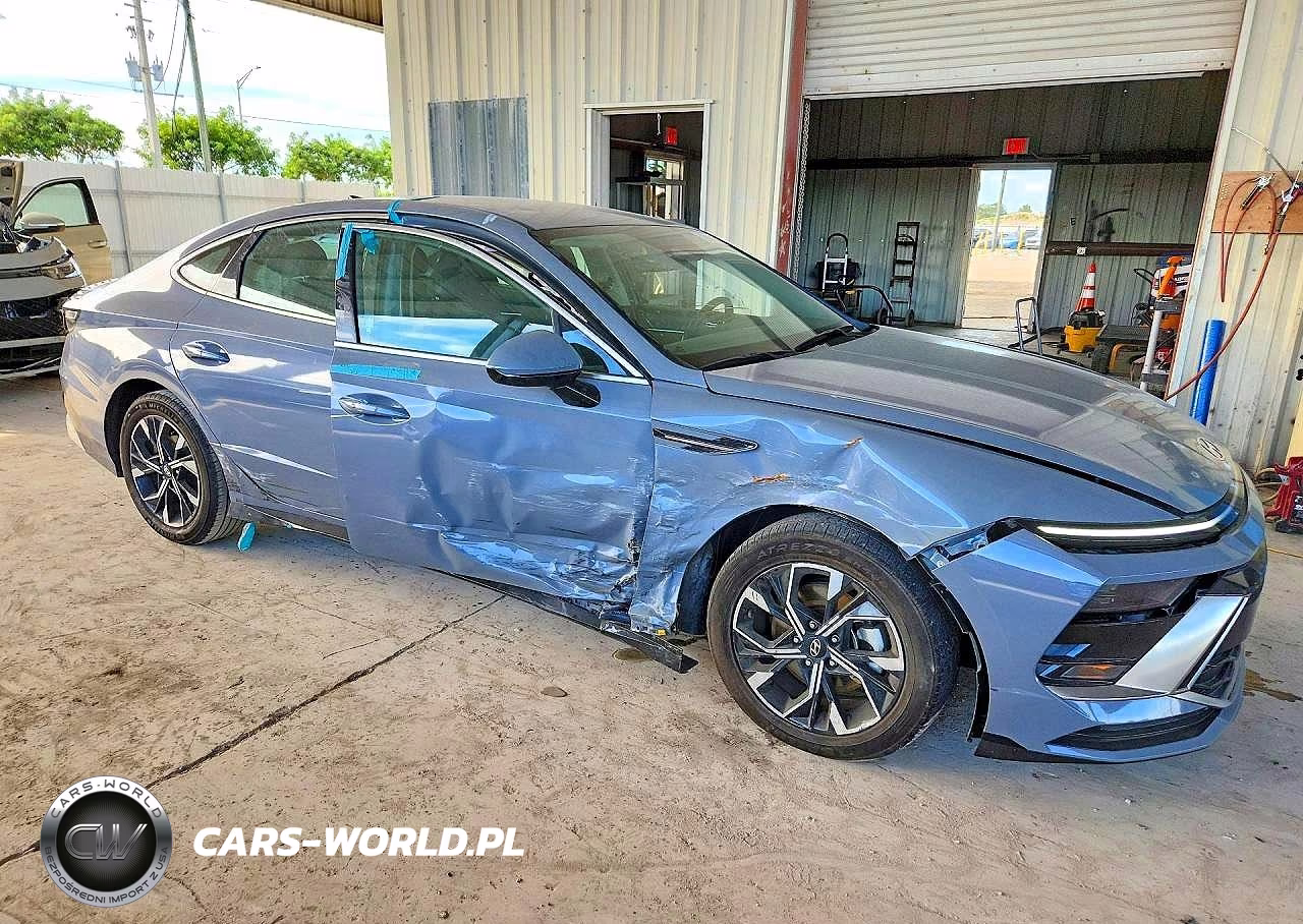 2025 Hyundai Sonata Sel VIN:KMHL64JA5SA436636 - 4