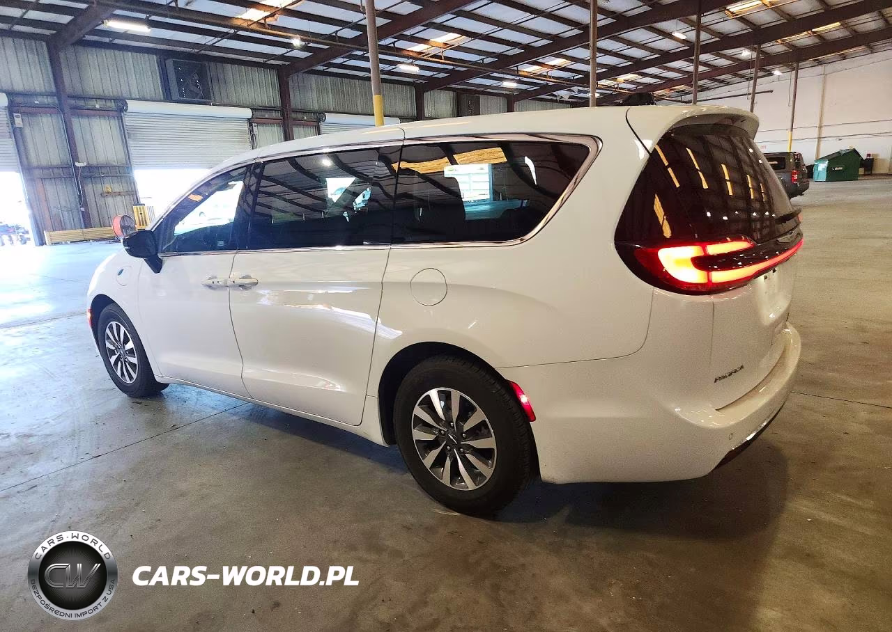 2024 Chrysler Pacifica Hybrid Select VIN:2C4RC1S78RR198716 - 2