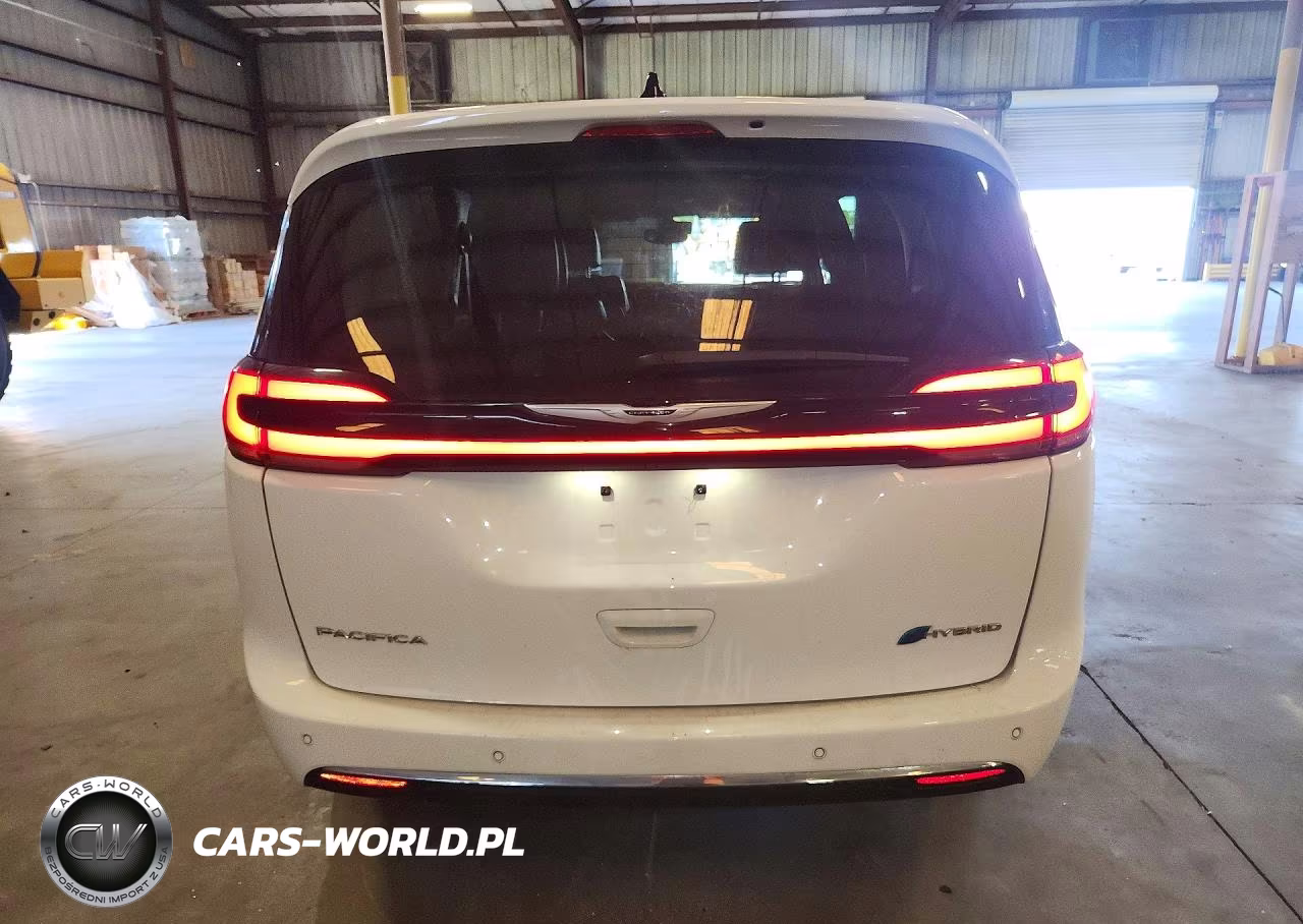 2024 Chrysler Pacifica Hybrid Select VIN:2C4RC1S78RR198716 - 6